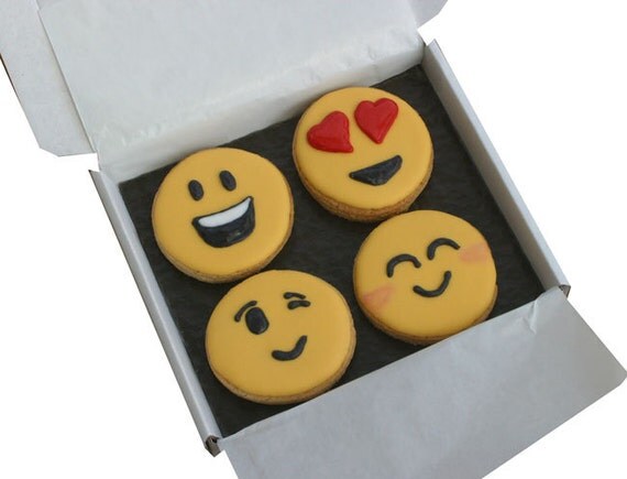 Emoji Best Friends Birthday cookie card