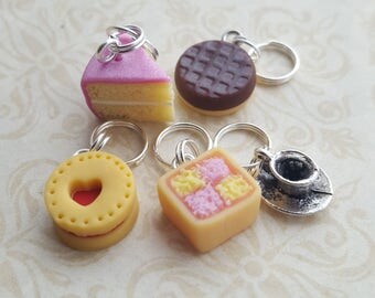 Stitch markers for knitting, kitsch food gift, novelty stitch markers, biscuit and cake themed knitting accessory, for knitting or crafts