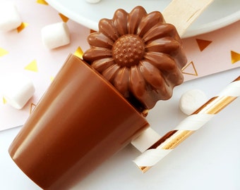 Chocolate gift - hot chocolate - chocolate spoon - hot chocolate stirrer - foodie gift - gift for her - daisy gift - floral gift - flower