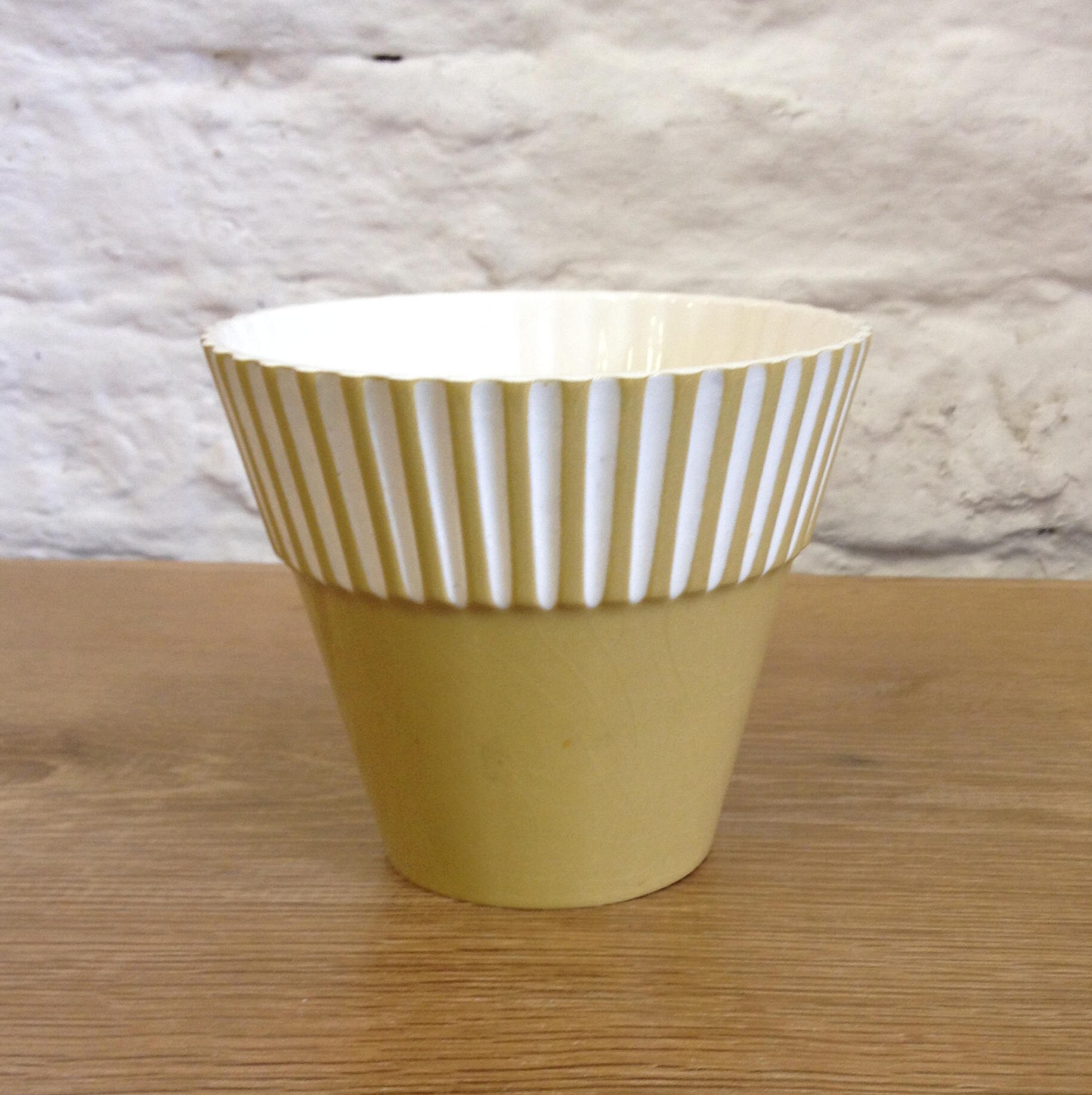 Vintage Hornsea Pottery Summit Design No. 733 Planter Plant