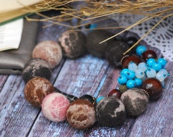 Gift for her Statement necklace Merino wool necklace Felt Necklace Crochet necklace Wood necklace Romantic jewelry for girlfriend Ecofrendly