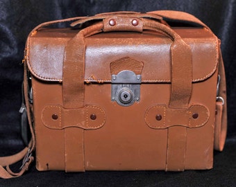 Leather Chelico Camera Satchel / Carry Bag ideal for digital and analogue cameras