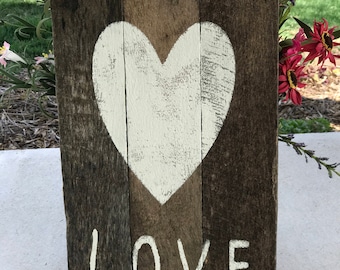 Rustic Old Pallet Wood Love Sign