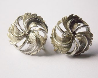 Vintage Lisner Silver Tone Round Swirl Screw on Earrings