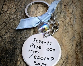 Hand Stamped 'Veux tu être mon Témoin' Personalised Message French Keyring