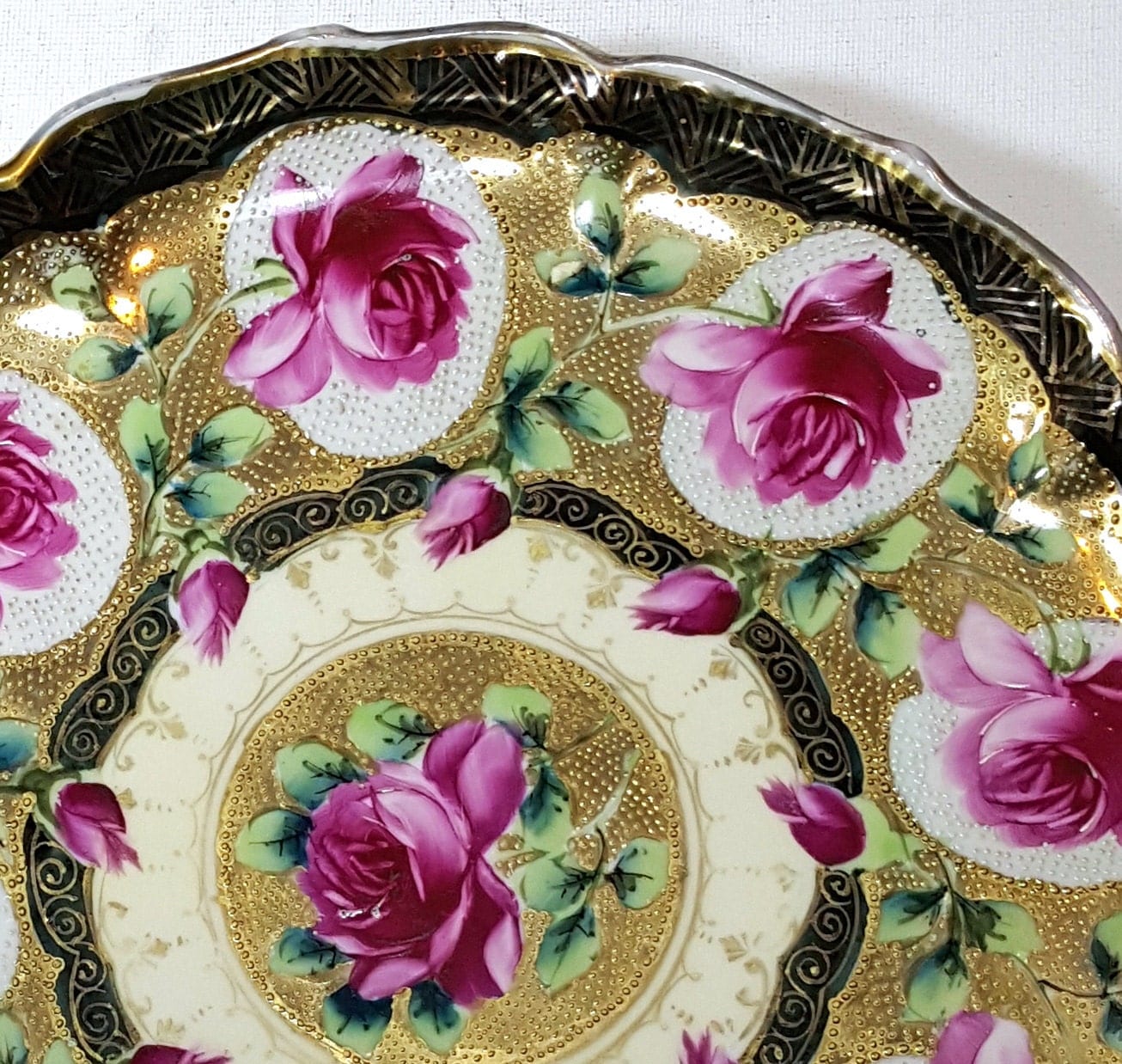 VINTAGE NIPPON PLATE Hand Painted Plate Moriage & Gold w Roses
