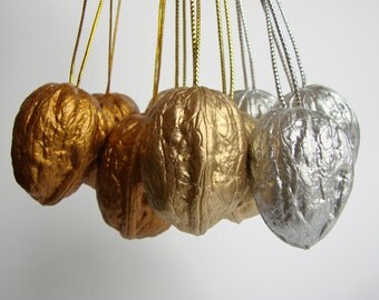 Golden and Silvery Nuts, 10 pcs, Walnuts, Christmas Tree Ornament, Metallic Decoration, Party Favors, Wedding Decorating, Cottage Chic Décor