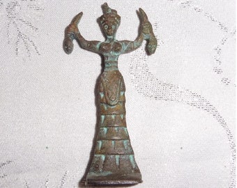 Ancient Greece Solid bronze statue. Museum replica