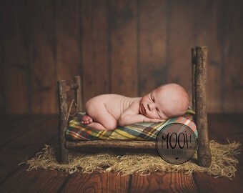 Digital Prop for Newborn - Digital background - Newborn Photography - Bed - Wood - Plaid