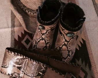 vintage snakeskin cowboy shorty boots
