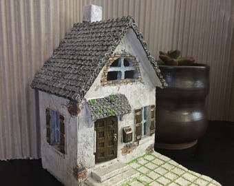 Fairy Garden | Mini Hollybrook Cottage House | Miniature Resin Home with Hinged Door and Attached Patio | Perfect for Fairies & Gnomes