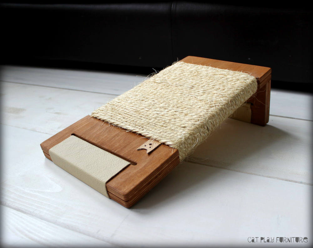 Cat scratcher Floor Angle Kitty Leather Base. Scratching