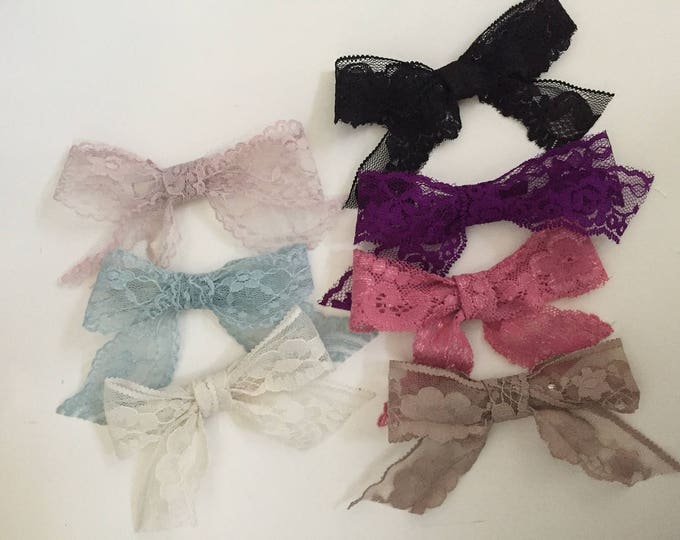 Small Lace bows {Set of 3 Arabella lace fabric hair bows} Please note your three colors in the notes section at checkout.