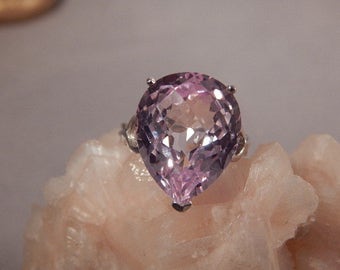 HUGE 19.06 Ct. Pear Faceted Kunzite Sterling Silver Modern Ring