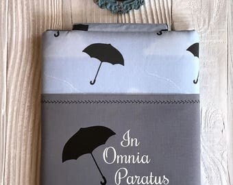 IN OMNIA PARATUS book sleeve