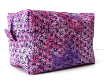 Lavender Cosmetic Box Bag, Toiletry Travel Case, Vinyl Lined Makeup Bag, Bridesmaid Gift, Travel Cosmetic Storage, Toiletry Holder Zip Bag