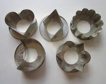 5 vintage cookie cutters, flat back cutters - diamond, moon, heart, flower