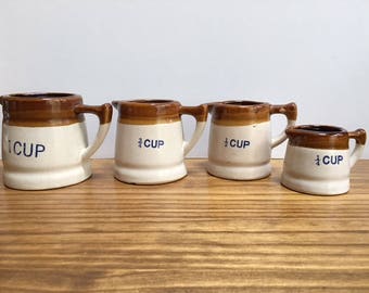 Vintage 70s ceramic measuring cups set of 4