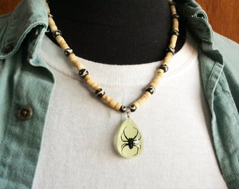 Black Spider Glow-in-the-Dark Necklace
