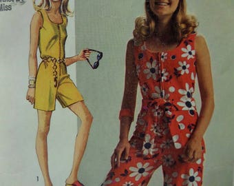 WIDE LEG JUMPSUIT Pattern • Simplicity 8787 • Miss 10 • Zip Jumpsuit • Mod Romper • Sleeveless Jumpsuit • Vintage Patterns • WhiletheCatNaps