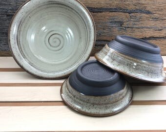 Ceramic Cream Nesting Bowls / Handmade Pottery Serving Set / 3 Piece Bowl Set