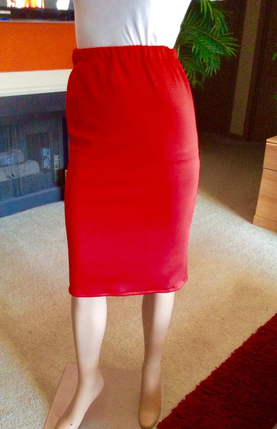RED STRETCH FORM Fitting Pencil Skirt. Great for all