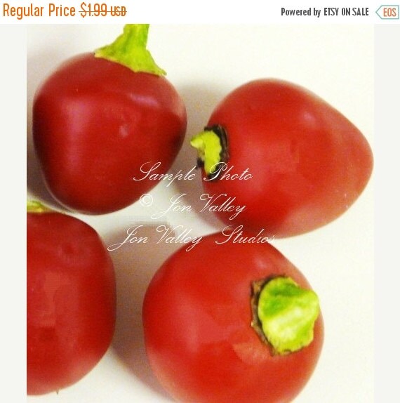 Sale Sweet Cherry Pepper 25 Vegetable Seeds by SerendipitySeeds