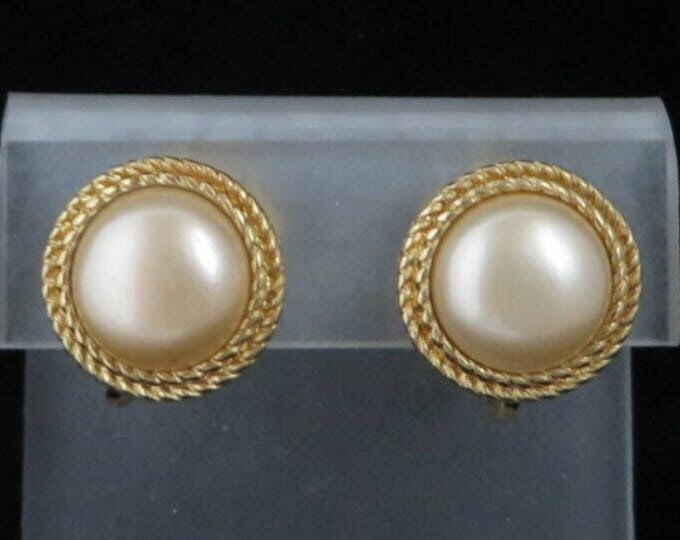 Crown Trifari Faux Pearl Earrings Vintage Braided Gold Tone Button Clip-ons Estate Costume Jewelry Designer Signed Clips