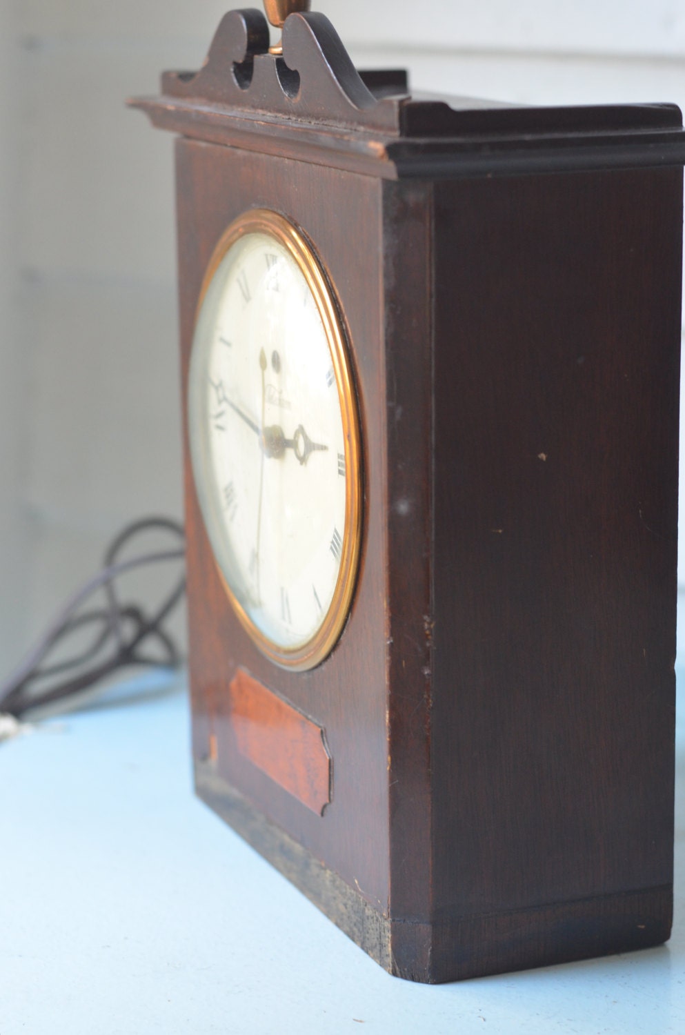 4H99 TELECHRON Vintage Electric Clock RED Dot Indicator