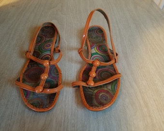 Vintage Strappy Flat Sandles in Orange and Psychadelic Swirls Size 8.5