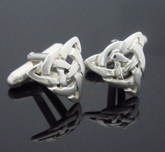 Celtic silver Trinity / Infinity knot cuff links - Trinity knot cufflinks -Handcrafted silver Celtic cufflinks. Free shipping
