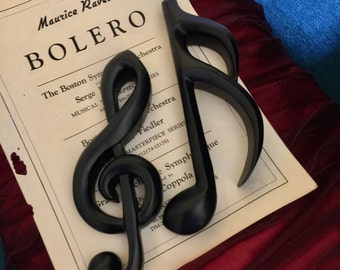 Treble Bass Clef Music Wall Sign Vintage Hanging Decor Teacher Gift Piano Decor Concert Door Sign Musician Wall Art Studio Decor