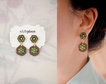 PERIDOT GREEN earrings / light green earrings / birthday gift / august birthstone / hypoallergenic earrings