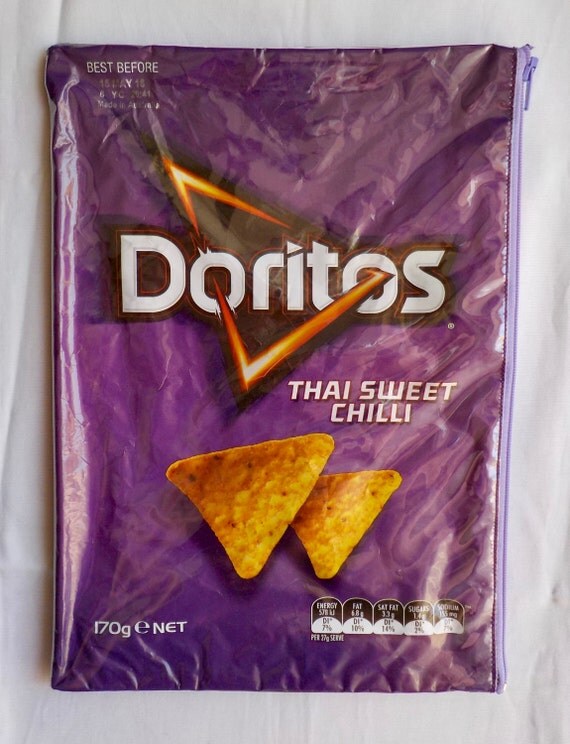 Doritos Federmäppchen Thai Sweet Chili Geschmack lila Zip