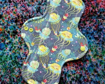10" Jellyfish Parachutes Cloth Menstrual Pad - Light - Symmetrical Wrap Wing