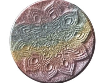 Pressed mineral rainbow highlighter