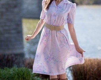 Vintage Pale Lavender Floral Shirt Waist Dress (Size Medium)