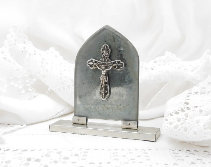 Vintage French Mid Century Polished Steel and Perspex Jesus on the Cross Statuary, Catholic Christian Religious Altar Shine Decor Crucifix