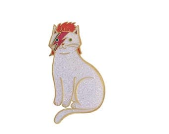 David Bowie Cat Enamel Pin - cat enamel pin - Halloween enamel Pin - lapel pin hat pin Gold and Bright Silver Glitter