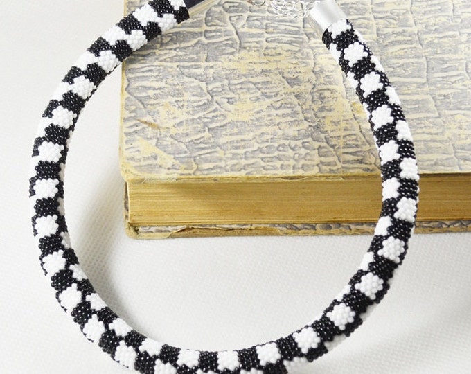 Checkerboard Necklace black and white Crochet hook tube necklace Seed beads Rope crochet Gift womens girls Grille necklace