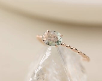 Unheated natural green blue lavendar sapphire ring in solid 14k gold, Oval unheated green blue lavendar sapphire ring, dainty ring, can-r101
