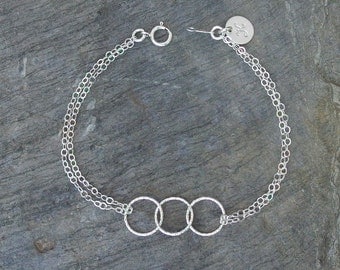 Personalized sister bracelet bff bracelet interlocking circle bracelet 3 best friends sister gift Sister bracelets personalized jewelry