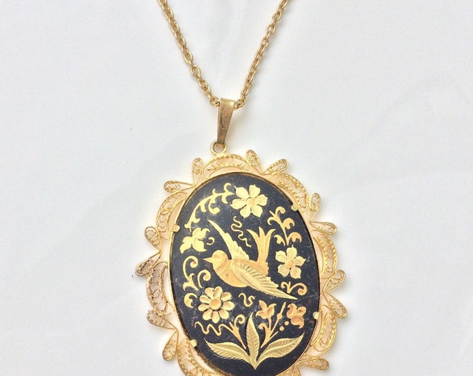 Vintage Spanish Damascene Pendant Necklace Garden Bird Filigree Border Engraved Pendant Black Gold Paradise Bird 24k Gold Inlay Vintage Gift