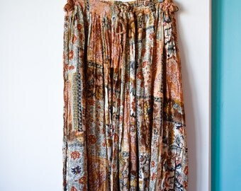 Vintage free size hippie skirt