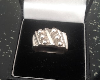 Vintage Modernist Mexican silver ring