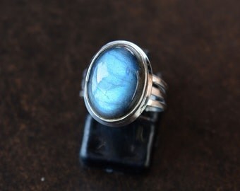 Oval Shape Labradorite Cabochon Sterling Silver Ring, Stacking Ring, Labradorite Ring, 925 Silver Ring, Natural Gemstone Rings - SKU 136