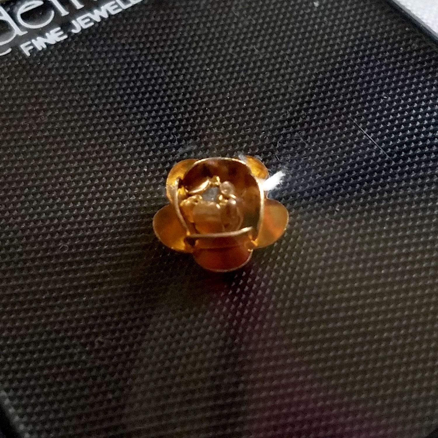 Vintage Lindenwold Fine Jewelers Loose Gold Toned Metal Flower With