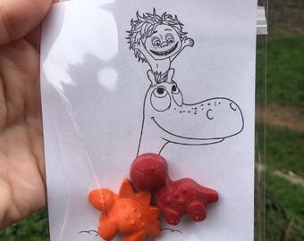Good Dinosaur FAVOR Pages // Good Dinosaur Party // Dino Coloring Page // Crayon Goodie Bag // Goodie Bag Filler // Personalized Party Favor