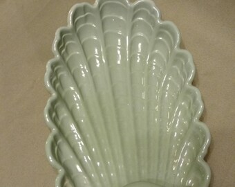 Vintage Abingdon Potter Shell Design Tray Plate