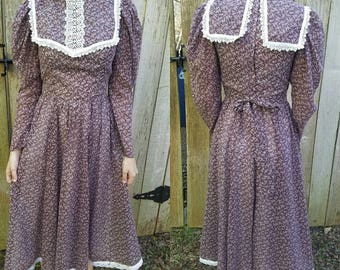 Vintage gunne sax dress small medium purple floral white Prairie dress boho women's clothing spring summer dress cotton